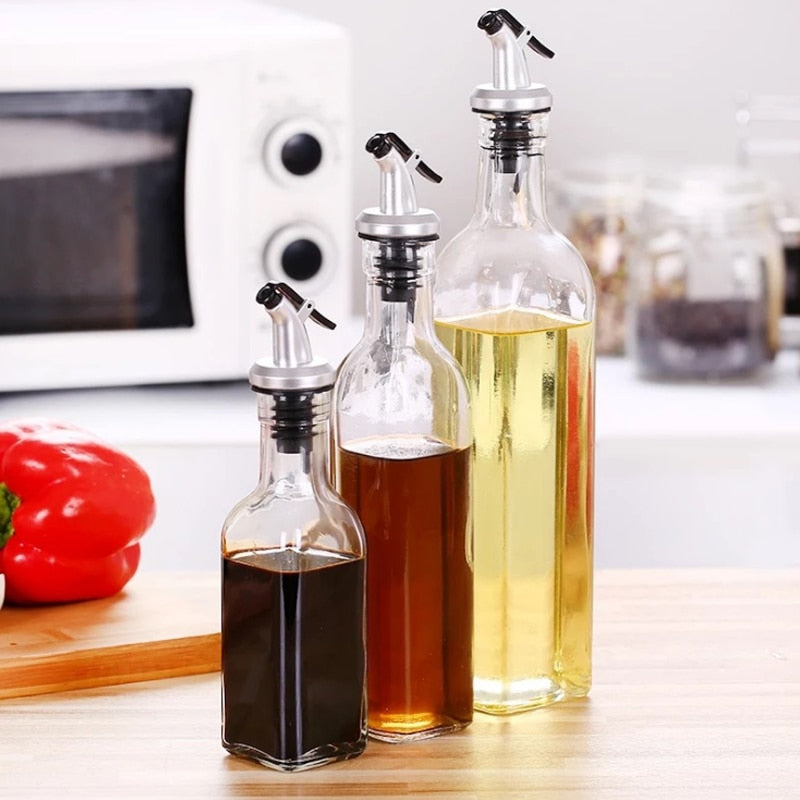 Olive Oil Sprayer | Drip Wine Pourers | Leak-proof Nozzle | ABS Lock Sauce Boat Bottle Stopper Kitchen Bar BBQ Tool